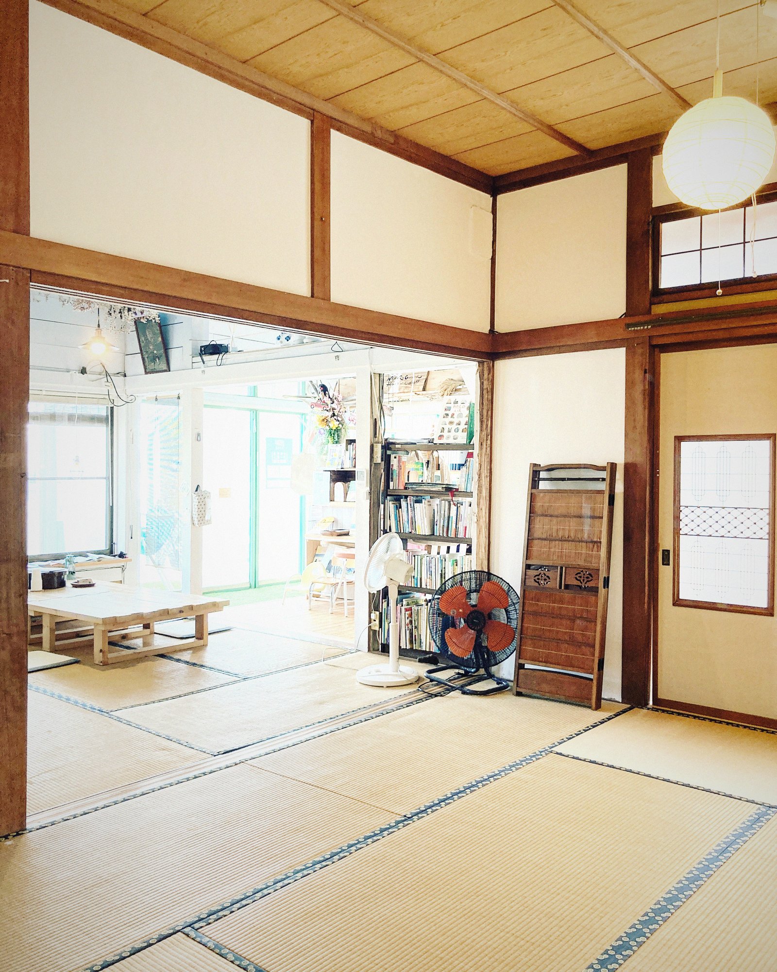 NEMARU古民家宿の畳の寝室 ― 布団でゆったり